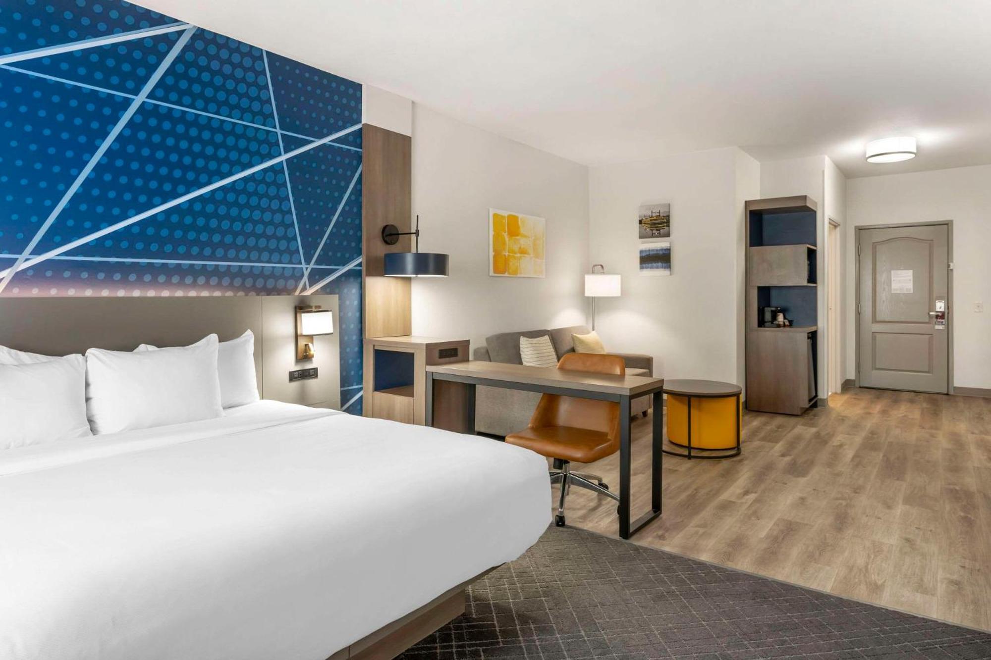 Comfort Suites Элджин Экстерьер фото