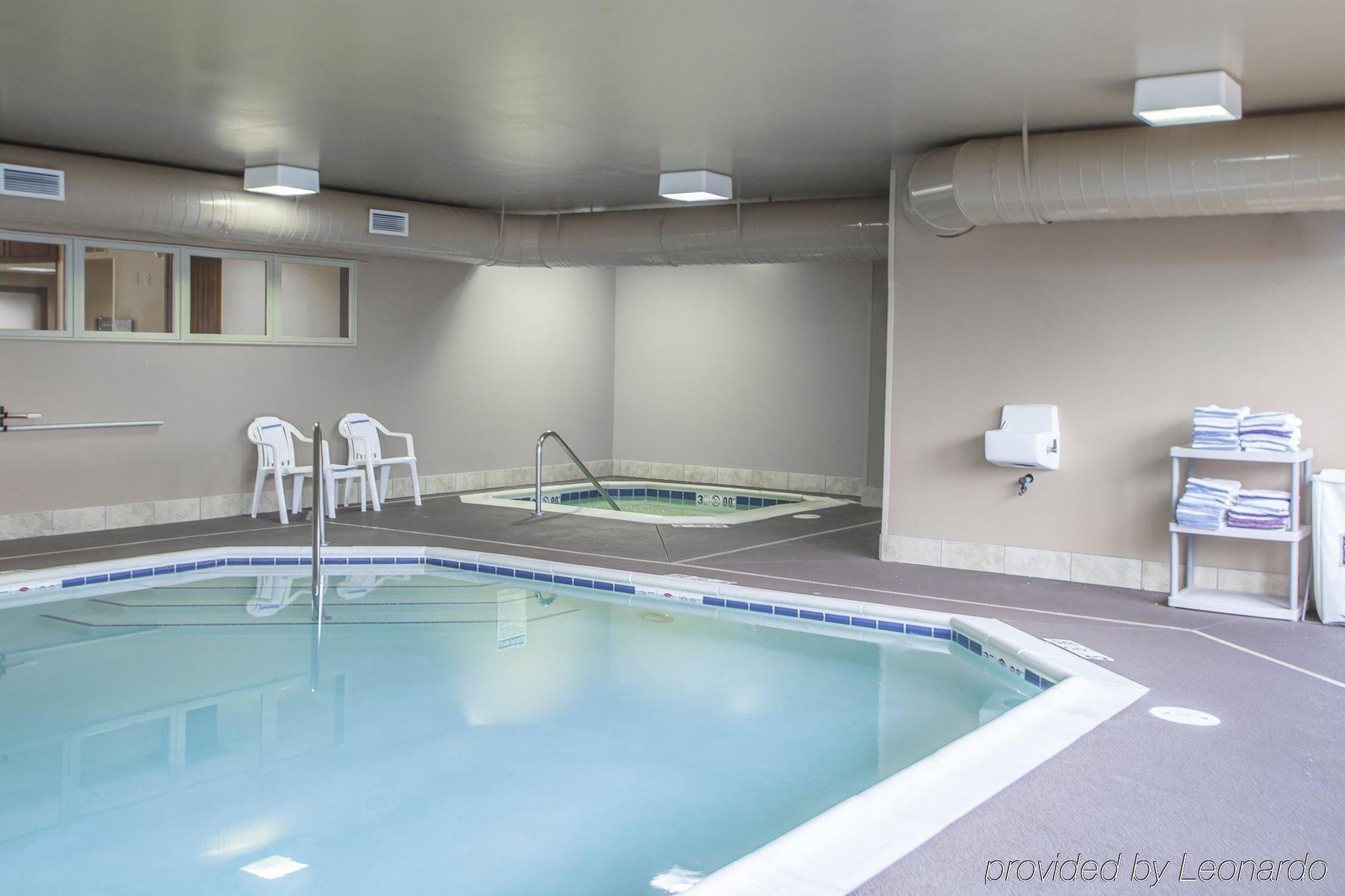 Comfort Suites Элджин Экстерьер фото
